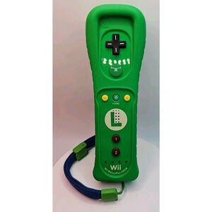 OEM Nintendo Wii Luigi Controller Motion Plus RVL-036 Protective Sleeve & Strap